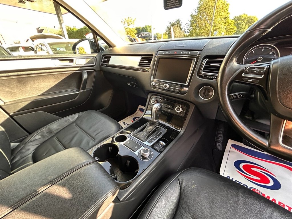 Used Volkswagen Touareg 2016 for sale - 76132638: Photo 25