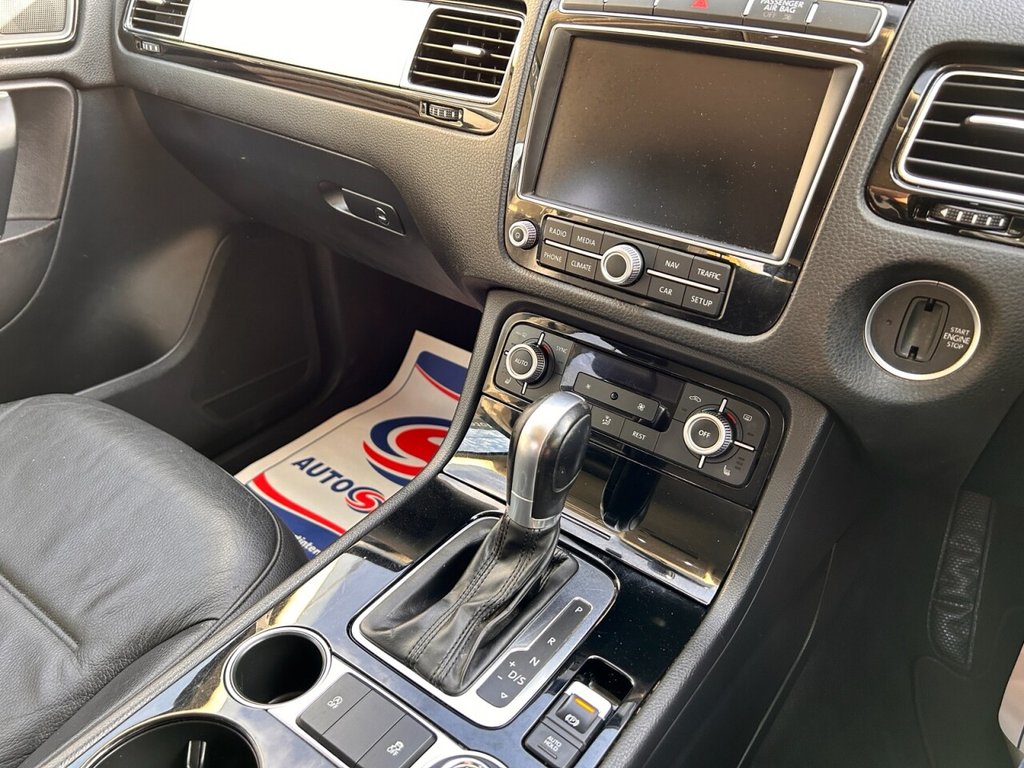 Used Volkswagen Touareg 2016 for sale - 76132638: Photo 26