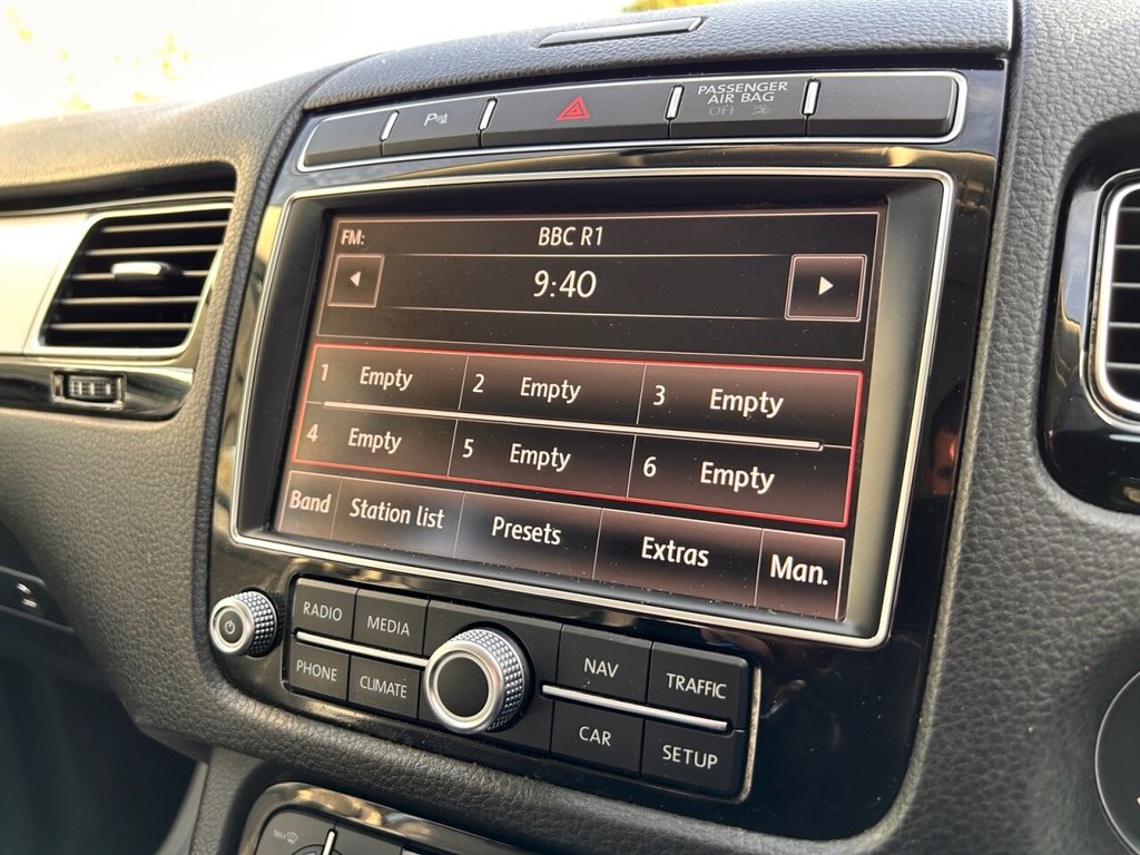 Used Volkswagen Touareg 2016 for sale - 76132638: Photo 28