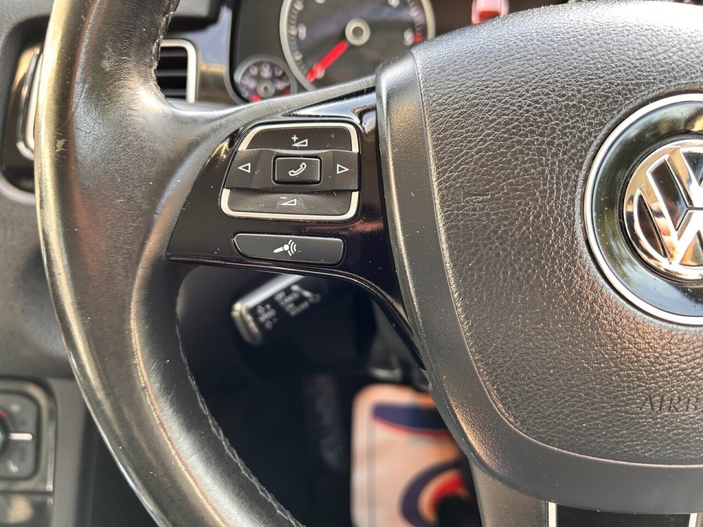 Used Volkswagen Touareg 2016 for sale - 76132638: Photo 29