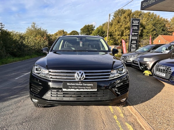 Used Volkswagen Touareg 2016 for sale - 76132638: Photo 2