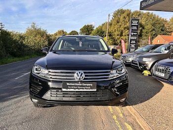 Used Volkswagen Touareg 2016 for sale - 76132638: Photo 2