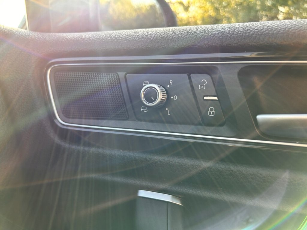 Used Volkswagen Touareg 2016 for sale - 76132638: Photo 31