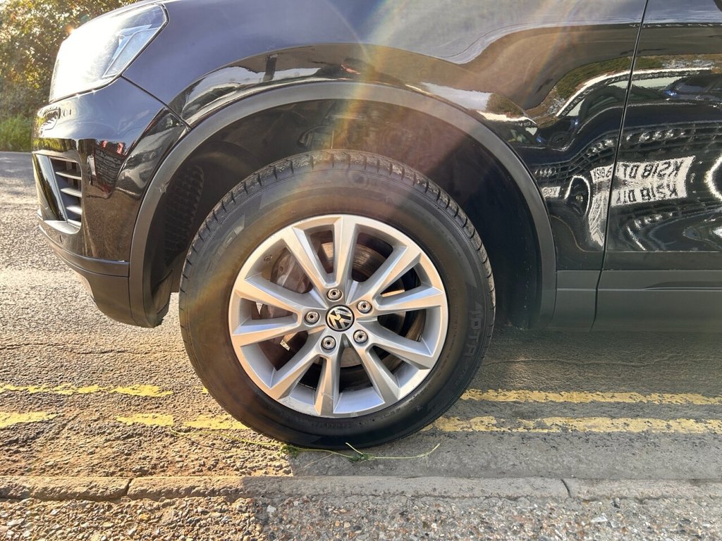 Used Volkswagen Touareg 2016 for sale - 76132638: Photo 32