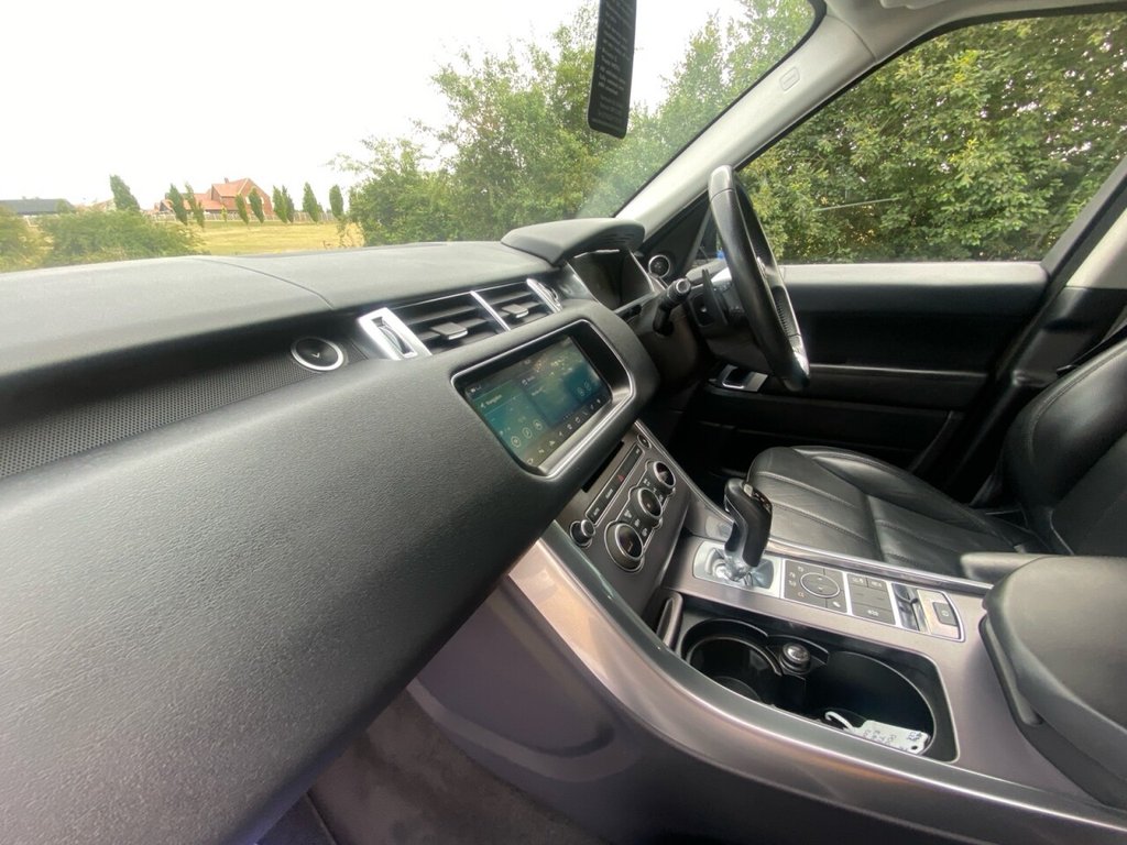 Used Land Rover Range Rover Sport 2017 for sale - 76888620: Photo 22