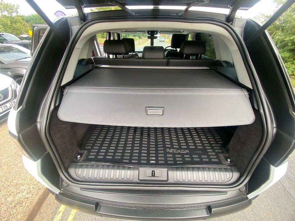 Used Land Rover Range Rover Sport 2017 for sale - 76888620: Photo 28