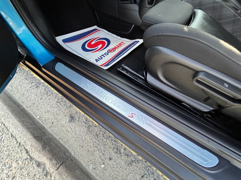 Used MINI Hatch 2016 for sale - 76235625: Photo 13