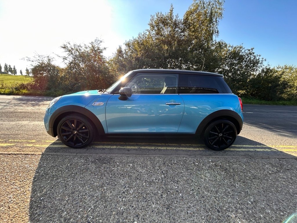 Used MINI Hatch 2016 for sale - 76235625: Photo 9