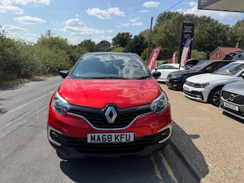 Used Renault Captur 2018 for sale - 79238109: Photo