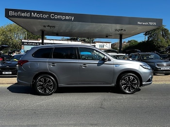 Used Mitsubishi Outlander 2016 for sale - 75573603: Photo