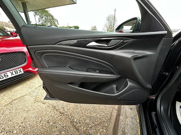 Used Vauxhall Insignia 2018 for sale - 73740021: Photo 13