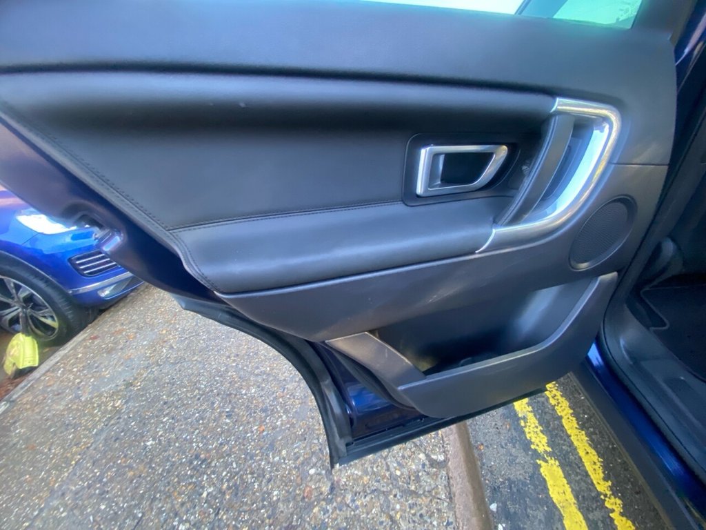 Used Land Rover Discovery Sport 2015 for sale - 76632112: Photo 28