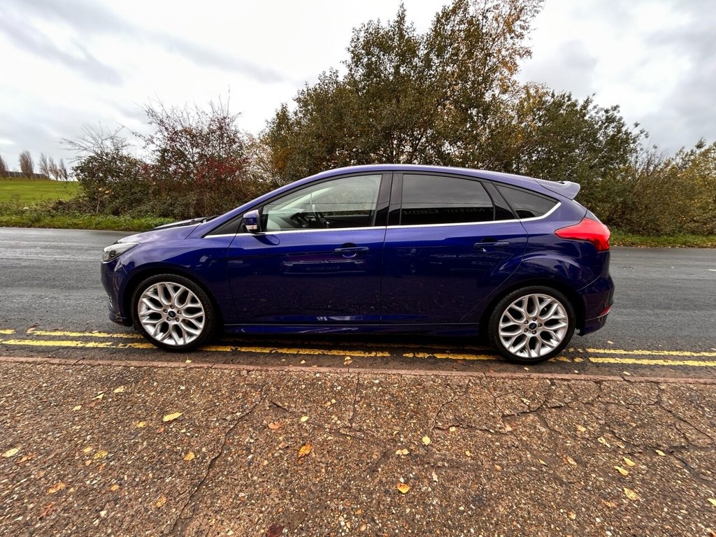 Used Ford Focus 2015 for sale - 76546777: Photo 9