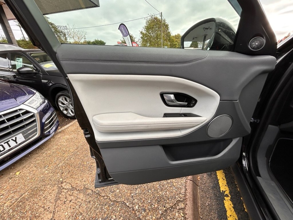 Used Land Rover Range Rover Evoque 2017 for sale - 76430423: Photo 14