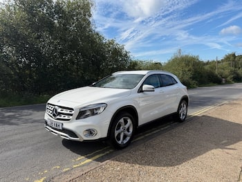 Used Mercedes-Benz GLA 2018 for sale - 79778203: Photo