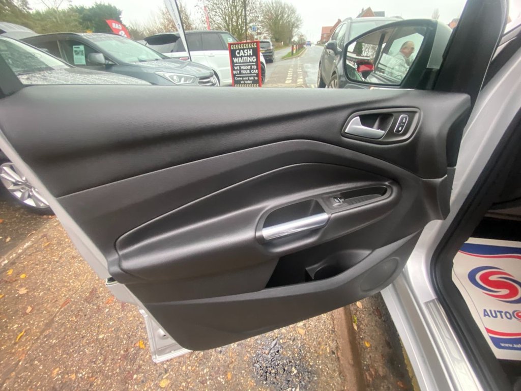 Used Ford Kuga 2018 for sale - 76962661: Photo 17