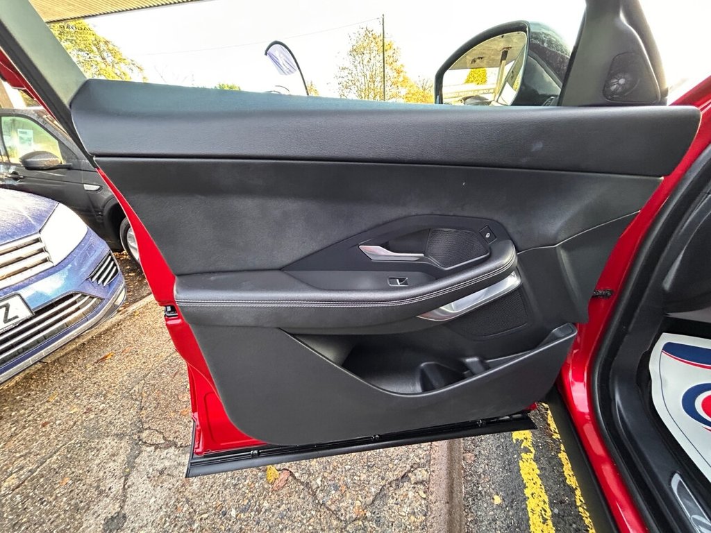 Used Jaguar E-Pace 2018 for sale - 76784022: Photo 16