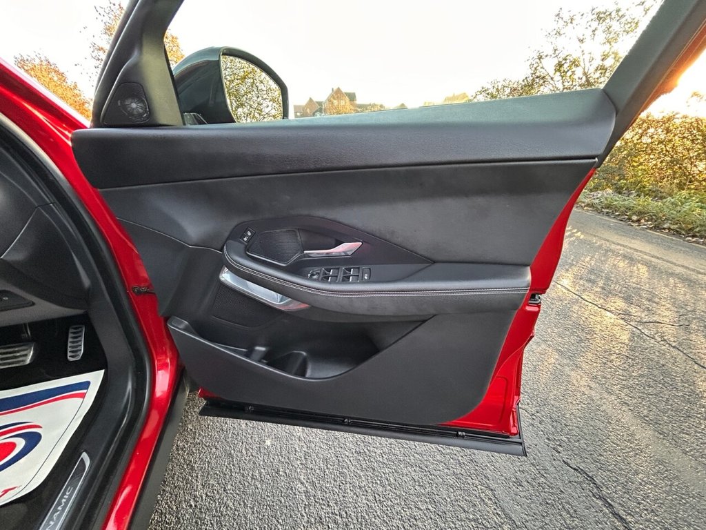 Used Jaguar E-Pace 2018 for sale - 76784022: Photo 32