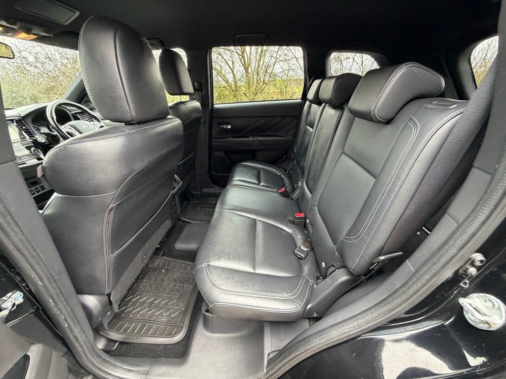 Used Mitsubishi Outlander 2018 for sale - 77342127: Photo 13