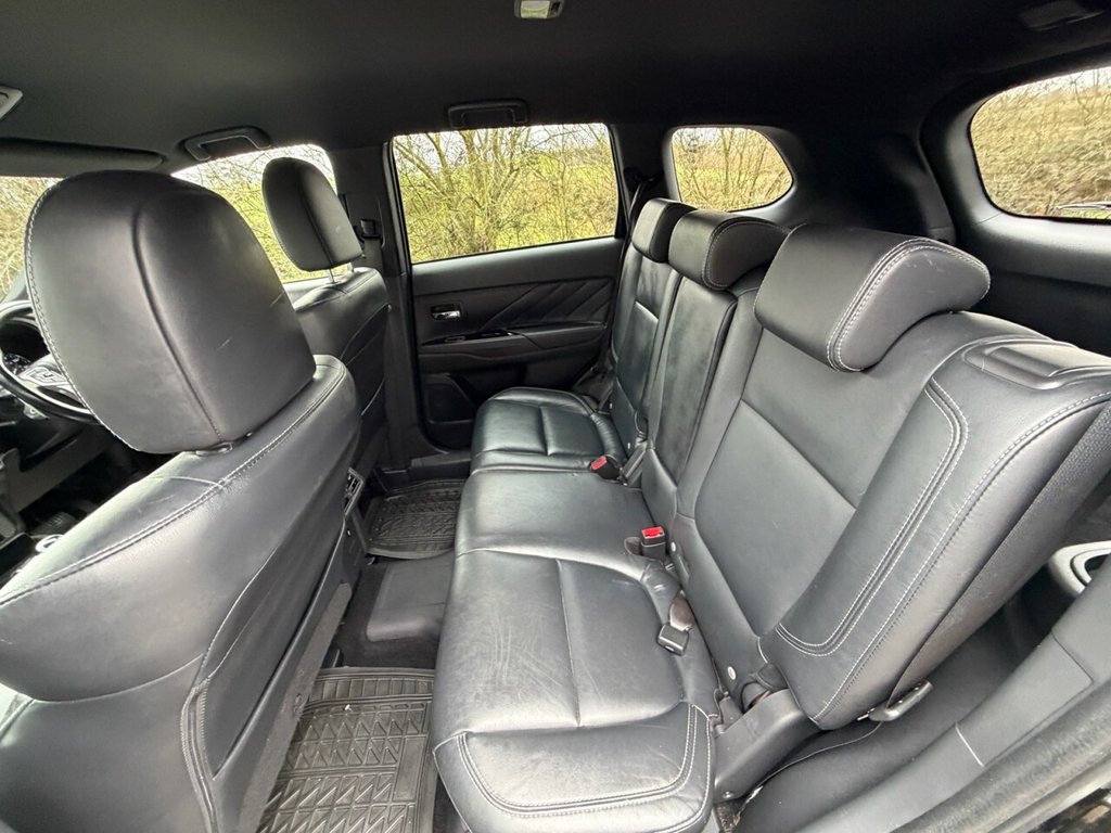 Used Mitsubishi Outlander 2018 for sale - 77342127: Photo 14