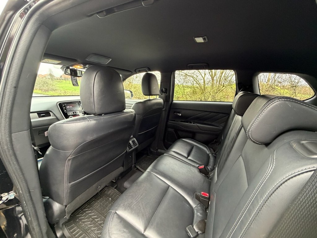 Used Mitsubishi Outlander 2018 for sale - 77342127: Photo 15