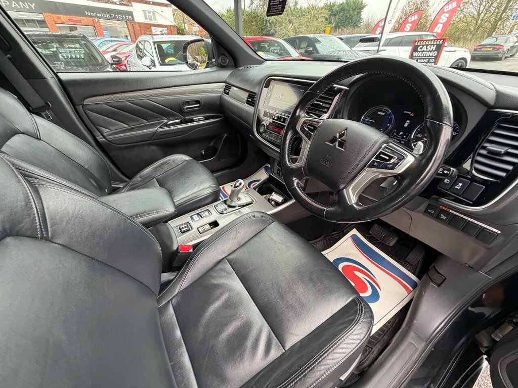 Used Mitsubishi Outlander 2018 for sale - 77342127: Photo 23