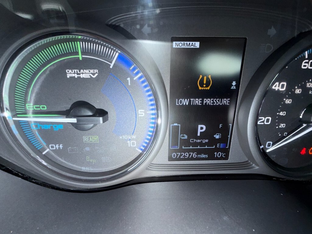 Used Mitsubishi Outlander 2018 for sale - 77342127: Photo 27