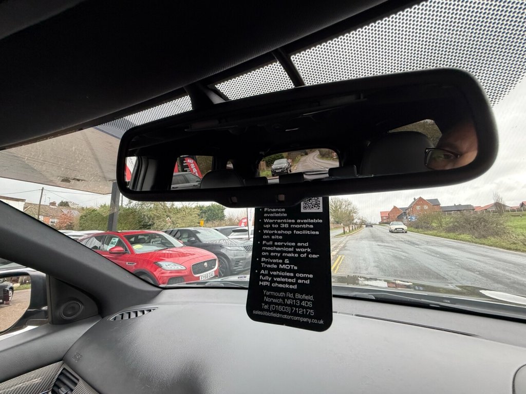 Used Mitsubishi Outlander 2018 for sale - 77342127: Photo 29