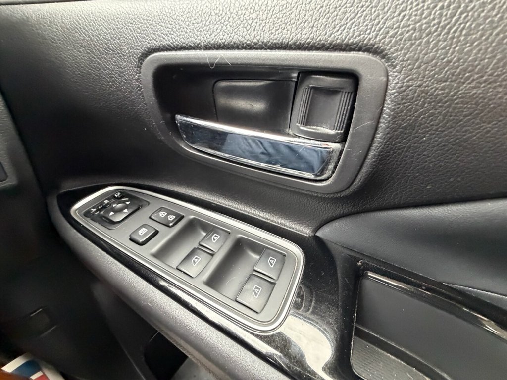Used Mitsubishi Outlander 2018 for sale - 77342127: Photo 35