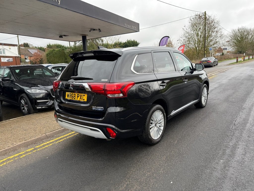 Used Mitsubishi Outlander 2018 for sale - 77342127: Photo 6