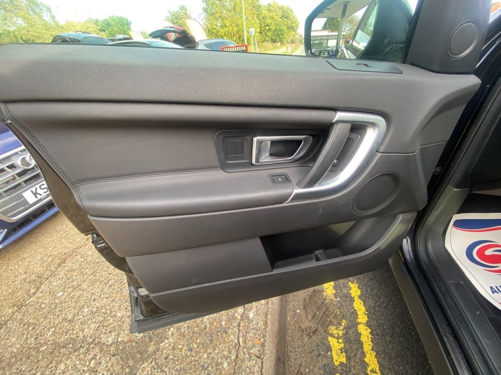 Used Land Rover Discovery Sport 2019 for sale - 76417588: Photo 11