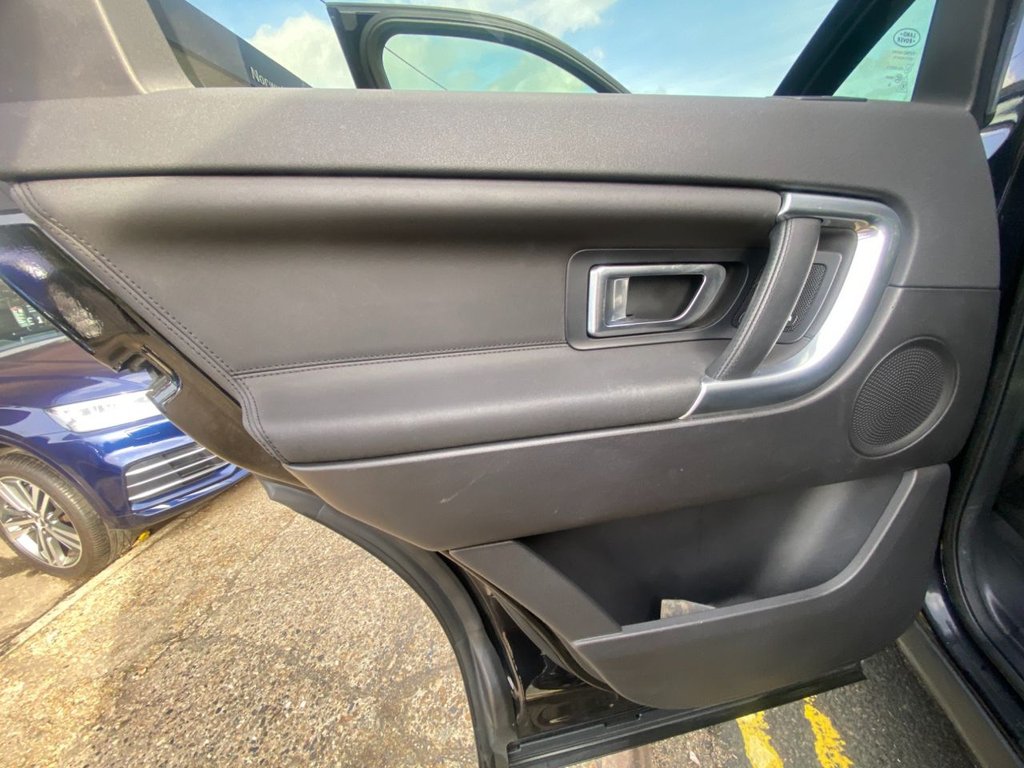 Used Land Rover Discovery Sport 2019 for sale - 76417588: Photo 12