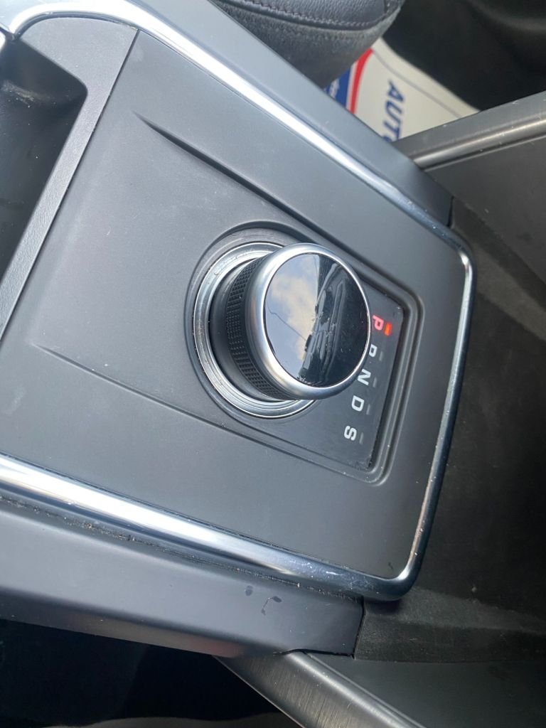 Used Land Rover Discovery Sport 2019 for sale - 76417588: Photo 18