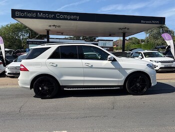 Used Mercedes-Benz M Class 2015 for sale - 78856191: Photo
