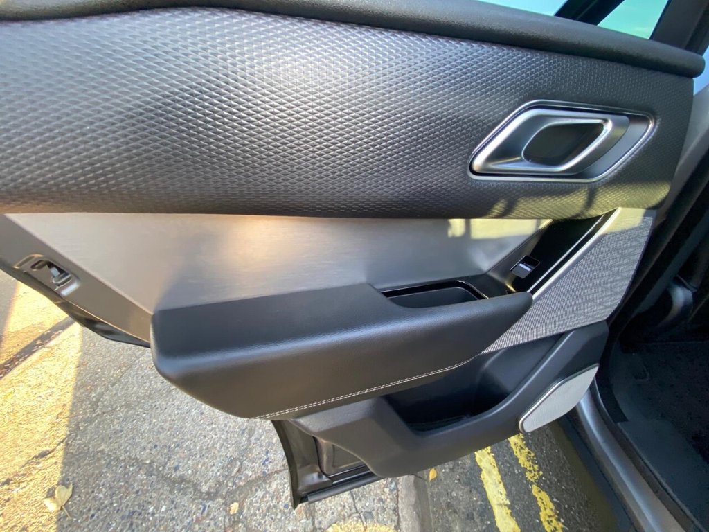 Used Land Rover Range Rover Velar 2019 for sale - 76558937: Photo 26