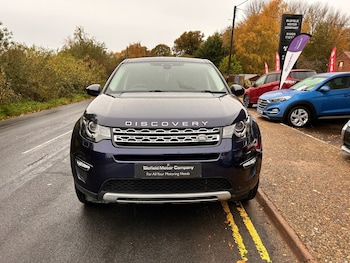 Used Land Rover Discovery Sport 2017 for sale - 76482141: Photo