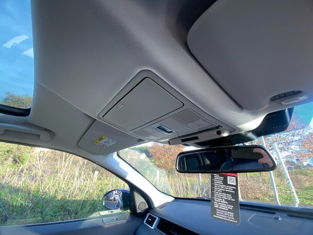 Used Land Rover Discovery Sport 2017 for sale - 76482141: Photo 38