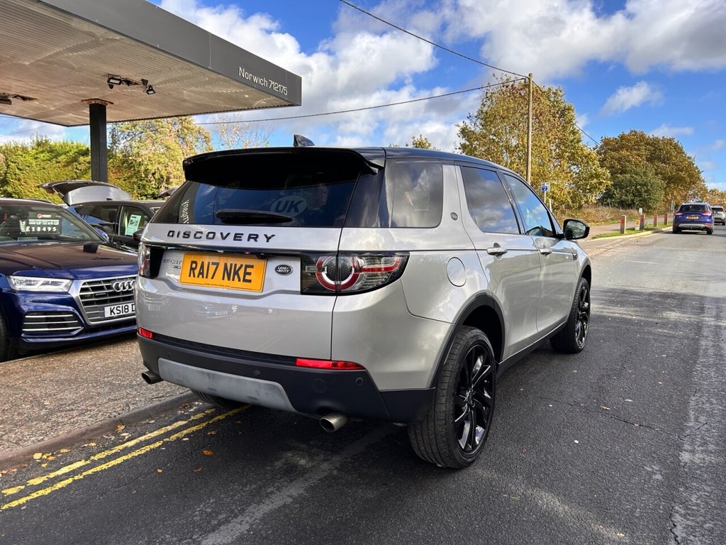 Used Land Rover Discovery Sport 2017 for sale - 76417602: Photo 5