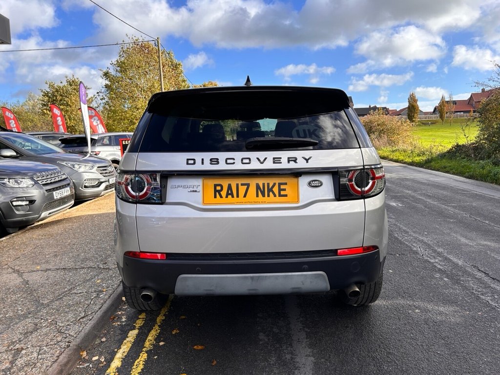 Used Land Rover Discovery Sport 2017 for sale - 76417602: Photo 6