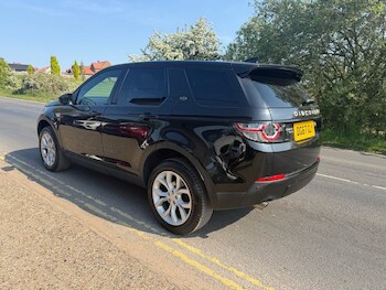 Used Land Rover Discovery Sport 2017 for sale - 78487935: Photo