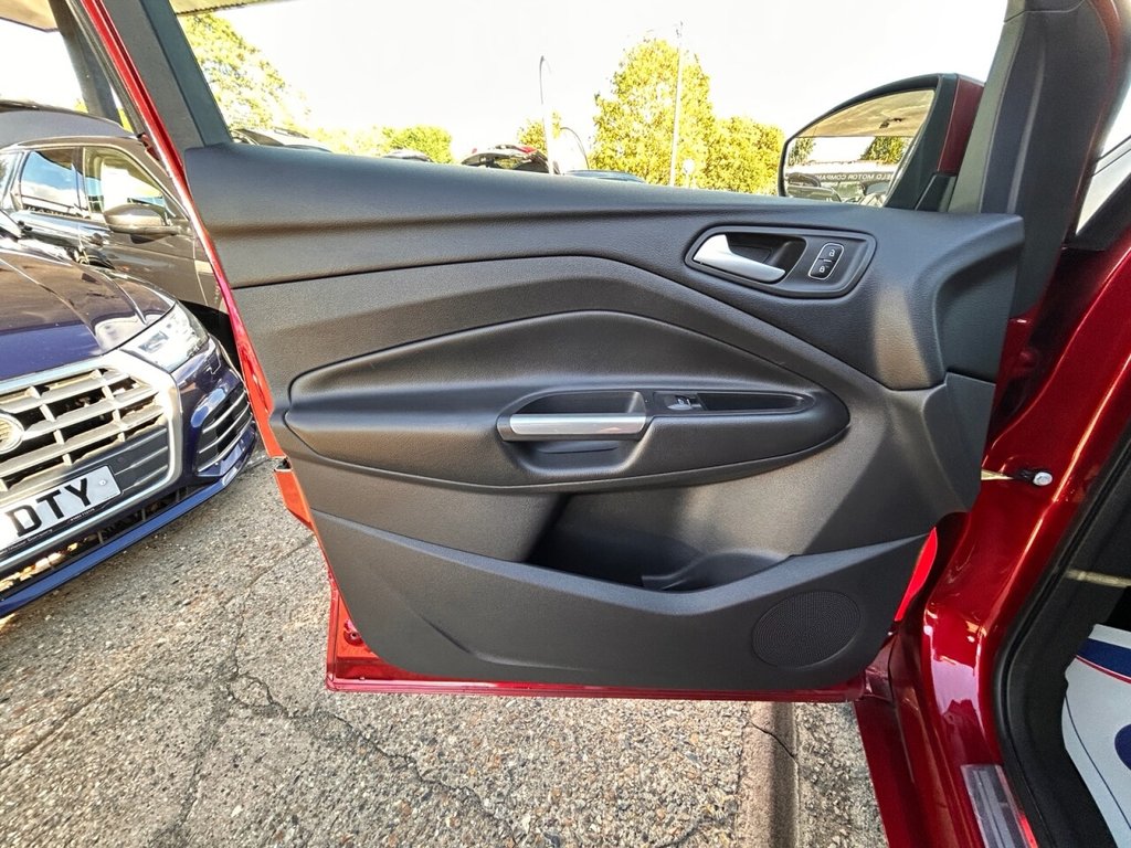 Used Ford Kuga 2019 for sale - 76350611: Photo 15