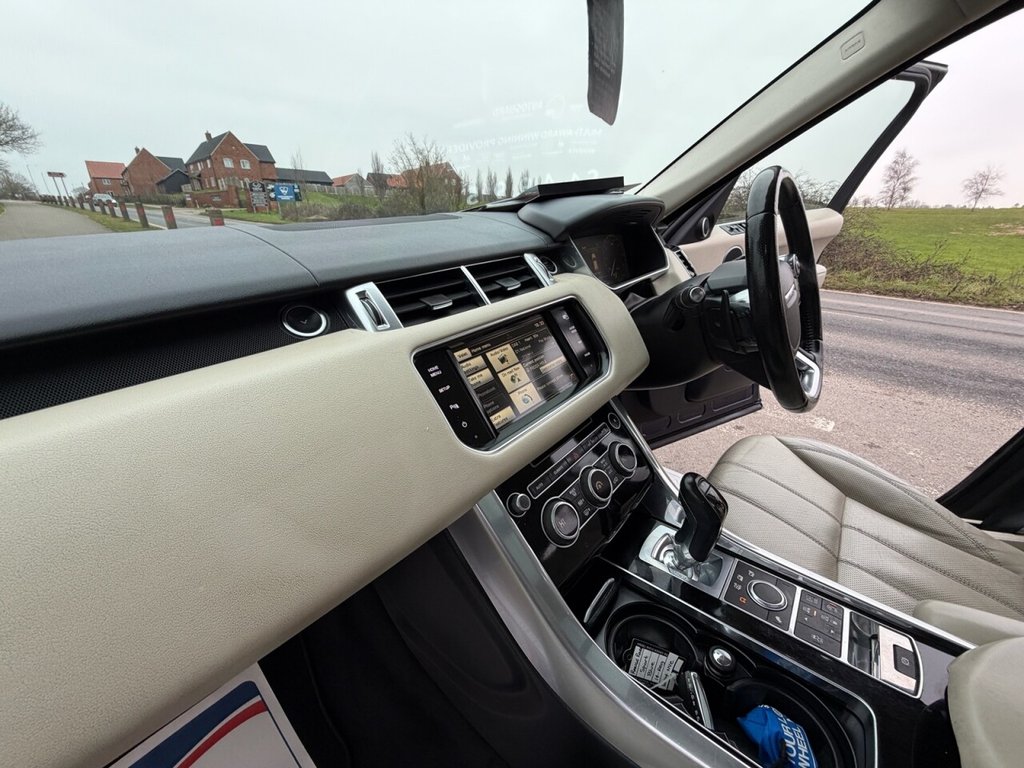 Used Land Rover Range Rover Sport 2014 for sale - 78059571: Photo 33