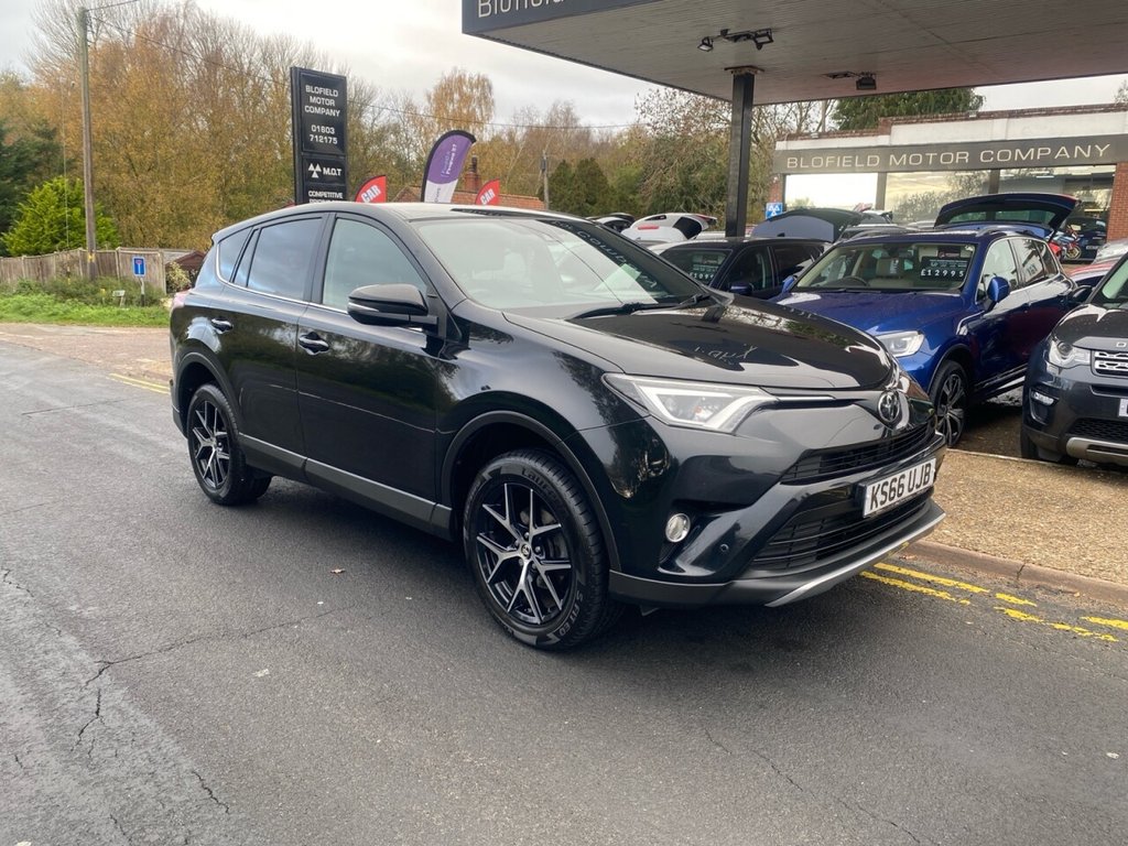 Used Toyota RAV4 2016 for sale - 76642551: Photo 3