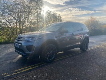 Used Land Rover Discovery Sport 2019 for sale - 77050799: Photo