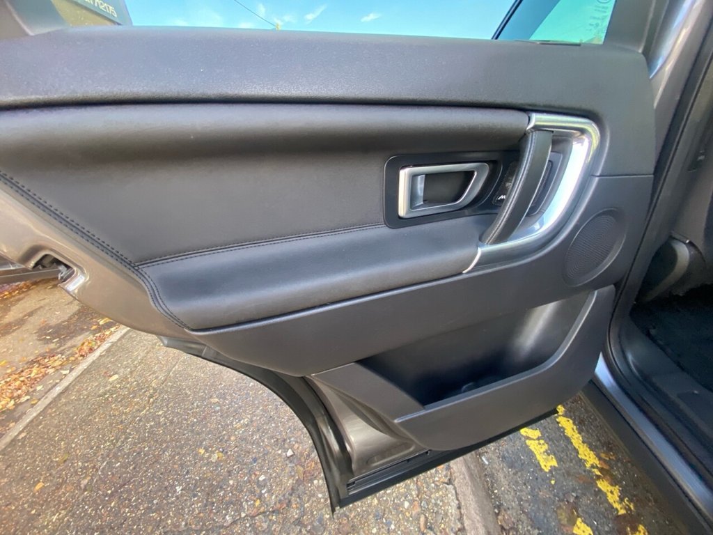 Used Land Rover Discovery Sport 2019 for sale - 77050799: Photo 24