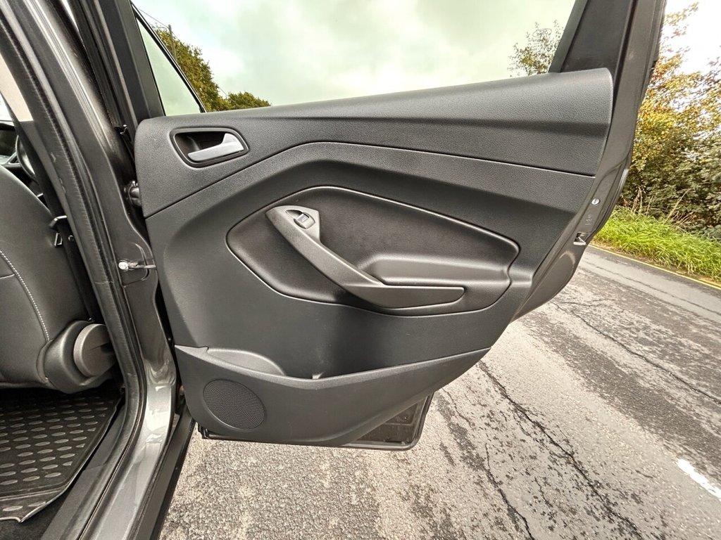 Used Ford Kuga 2016 for sale - 76582324: Photo 20