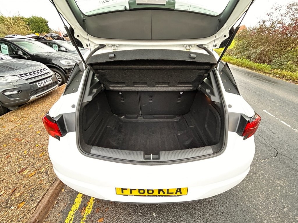 Used Vauxhall Astra 2016 for sale - 76867993: Photo 10