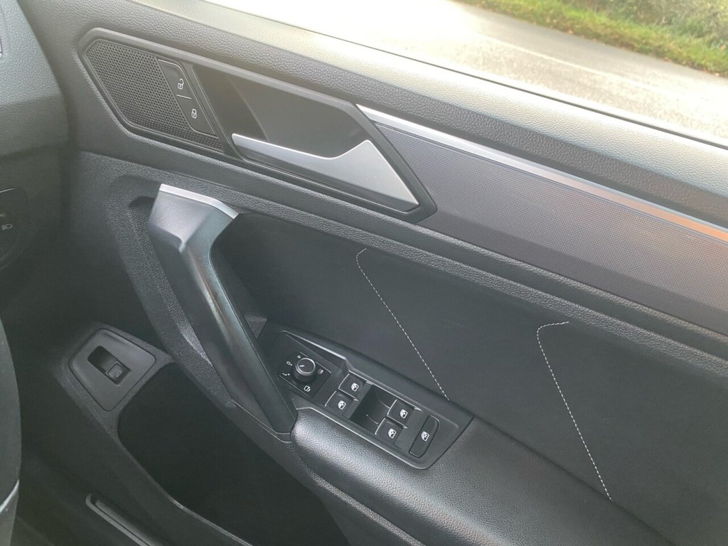 Used Volkswagen Tiguan 2019 for sale - 76590916: Photo 16
