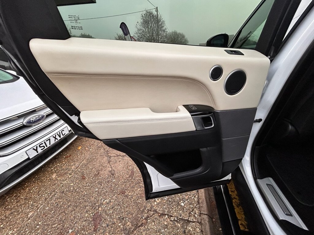 Used Land Rover Range Rover Sport 2014 for sale - 76888567: Photo 25