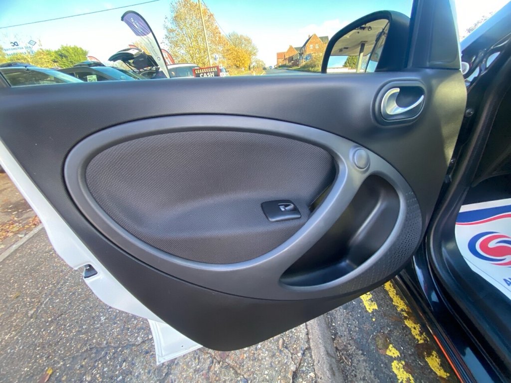 Used smart forfour 2019 for sale - 76784023: Photo 11